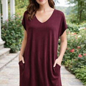 Charlie Paige Women's Burgundy Top